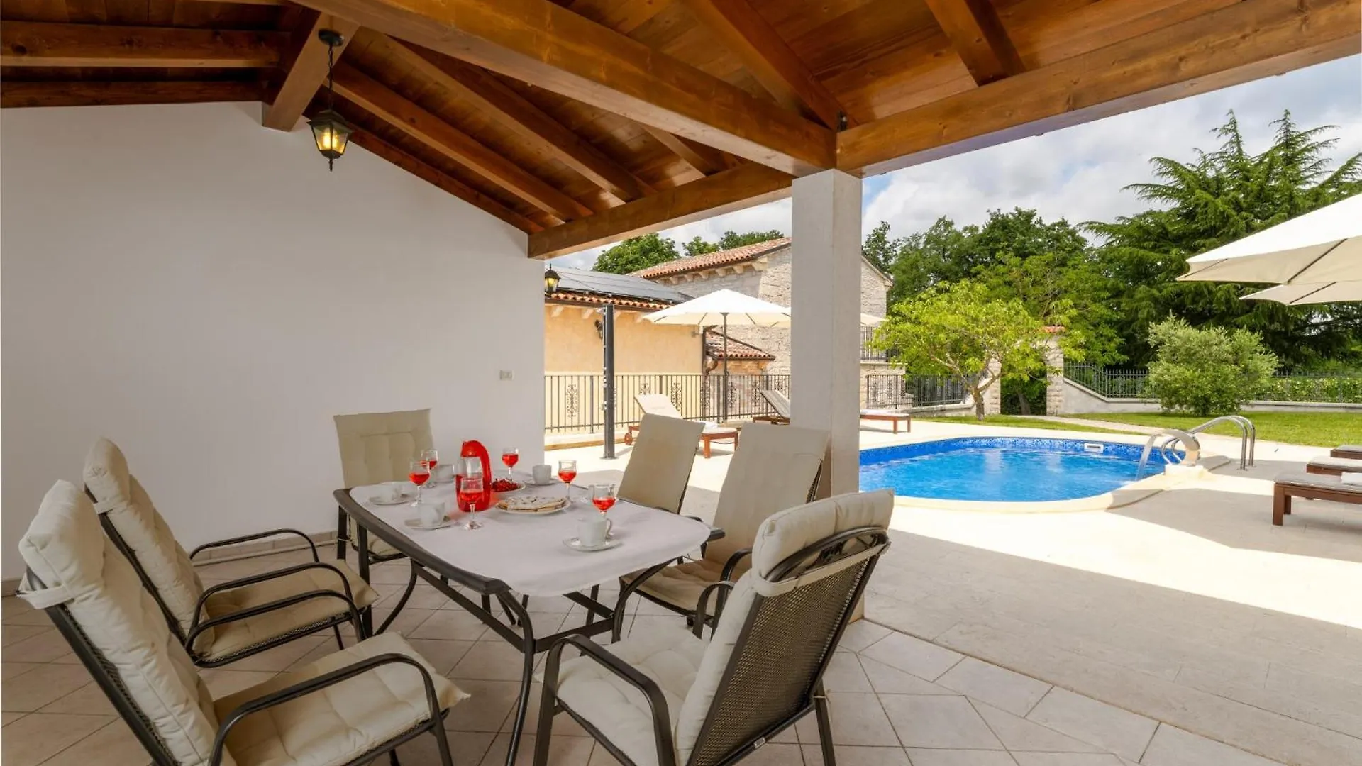 Villa Stauri Zminj